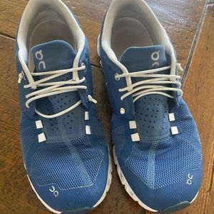 ON cloud running shoes in navy